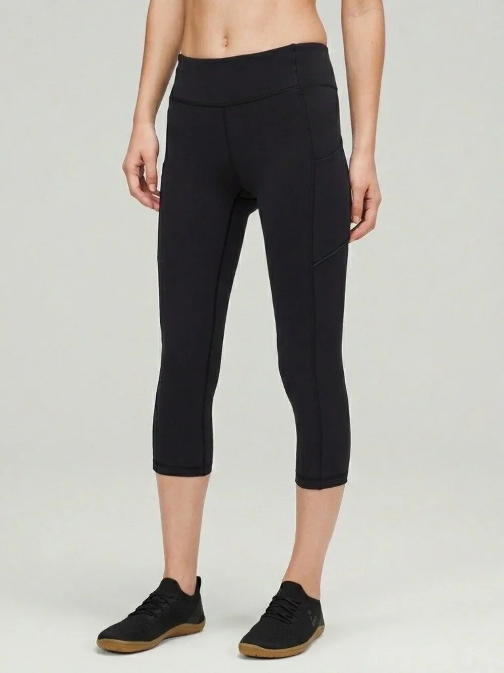 lululemon Speed Crop Leggings Black High Rise Pockets 6 Yoga Workout Running Gym